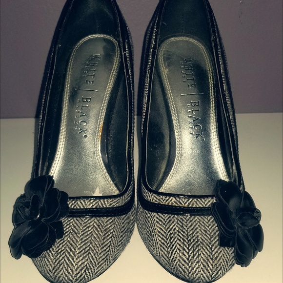 WHITE HOUSE BLACK MARKET Tweed Heels 6.5 - Picture 1 of 4